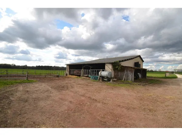 Bien agricole et foncier Vente Montpon-Ménestérol  280m² 60390€