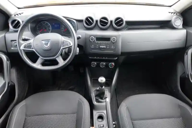 Dacia Duster blue dci 115 4x2 — photo 9