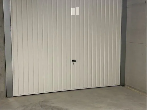 Garage à louer