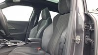 Peugeot 2008 1.2 PureTech 130ch S&S GT Pack EAT8 — photo 9