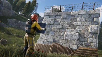 Rust : l'upkeep des hauts murs extérieurs après Power Trip — 20 % par jour, ce que coûte vraiment votre compound