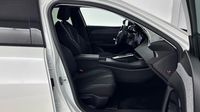 Peugeot 308 PHEV 180ch Allure Pack e-EAT8 — photo 15
