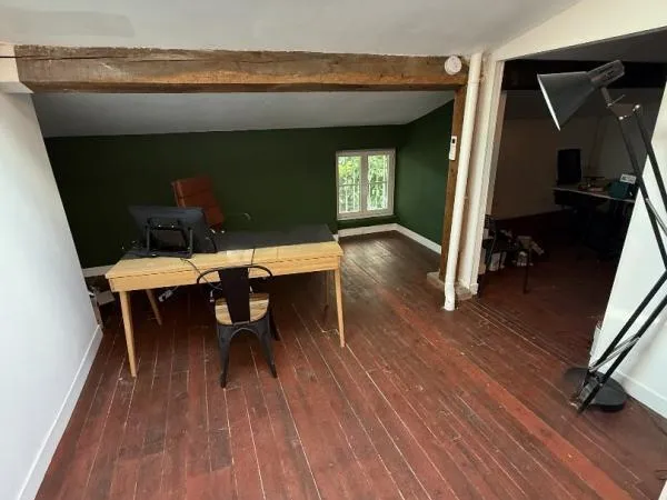 Bureau et espace de travail Location Toulouse 40m² 600€
