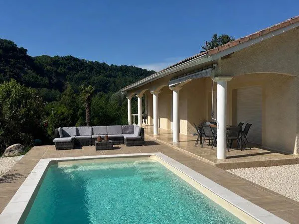Maison familiale 127 m² avec piscine, studio indépendant et grand garage - Eymeux (26)