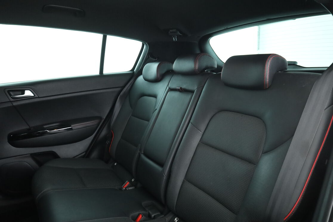 Kia Sportage 1.6 CRDi GT Line 4WD DCT7 — photo 13