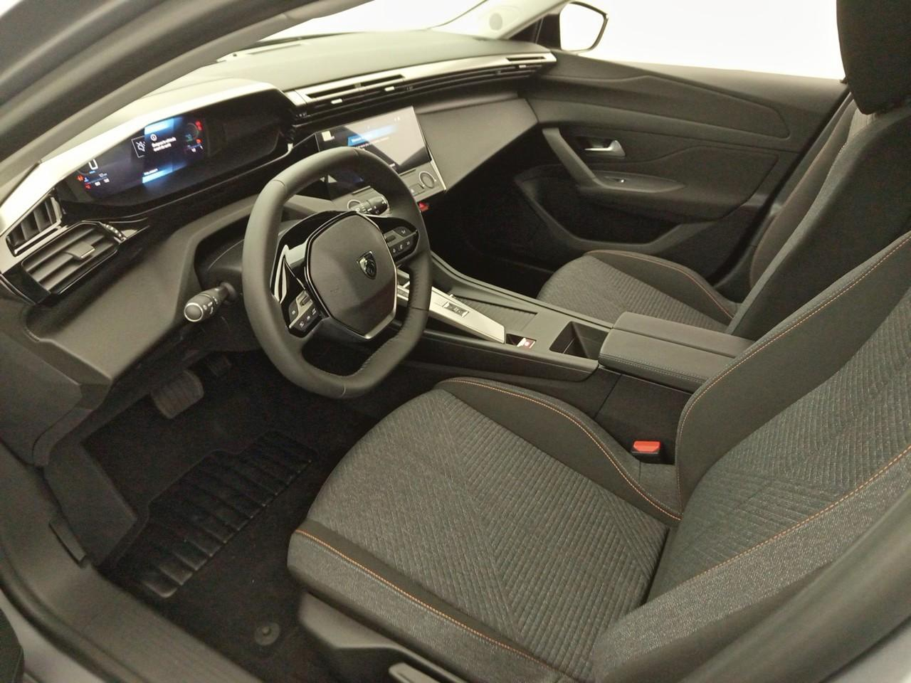 Peugeot 308 hybrid 145 e-dcs6 style — photo 10