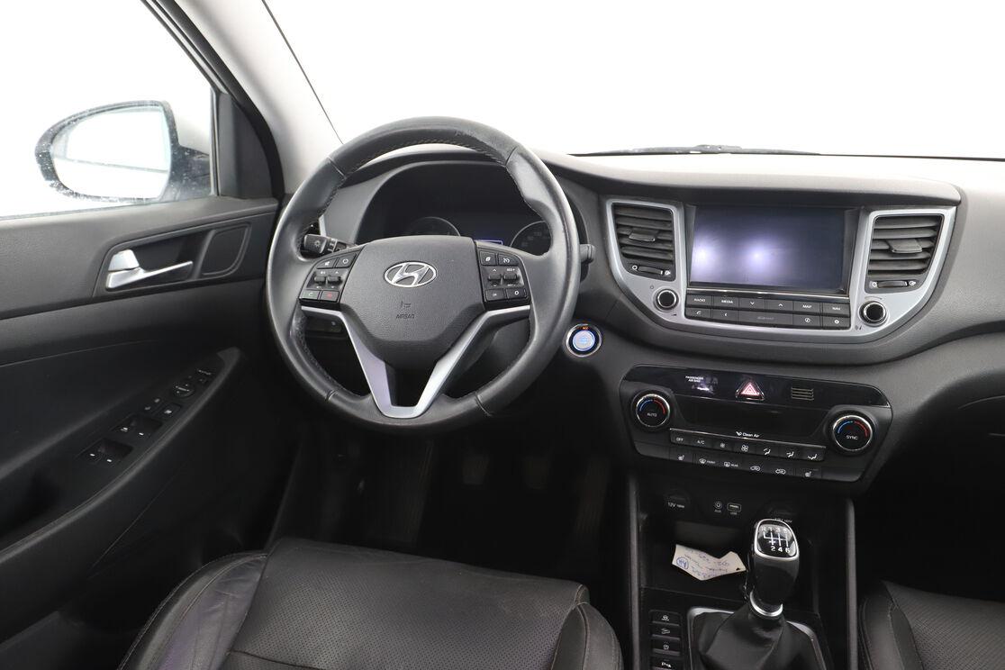 Hyundai Tucson 1.7 CRDi Creative — photo 12