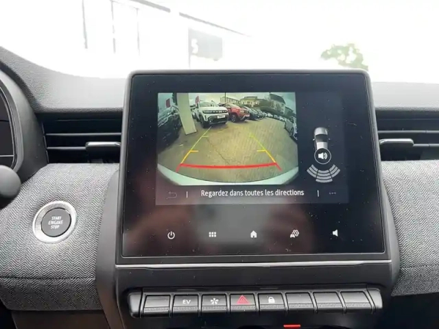 Renault Clio e-tech full hybrid 145 ch gsr2 — photo 12
