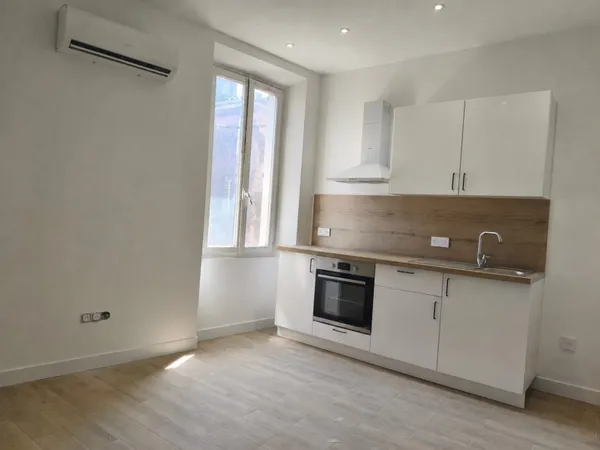 Studio 1 pièce 20 m²