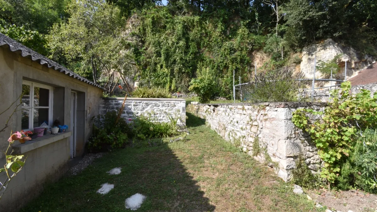 Photo 22