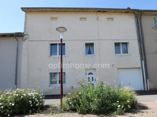 Neufchef : mieux qu'un appartement, une maison de 128 m² avec garage et combles