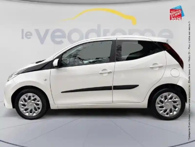 Toyota Aygo 1.0 vvt-i 72ch x-play 5p my20 — photo 24