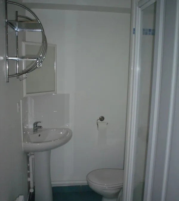 Photo 3