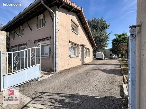 Maison 7 pièces 103 m²
