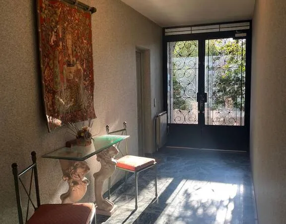Appartement 4 pièces 181 m²