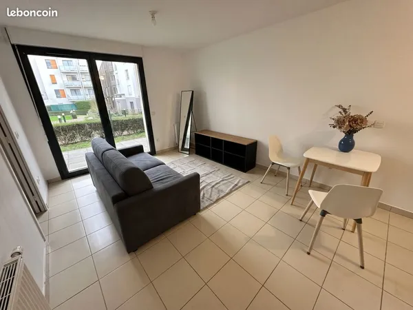 T2 Meublé avec Terrasse & Jardin Privatif - Parking - Refait à neuf