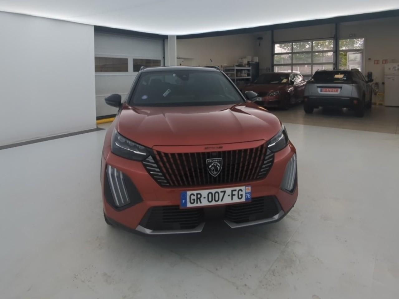 Peugeot 2008 puretech 130 s&s eat8 gt — photo 2