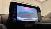 Toyota Yaris 116h Design 5p MY22 — photo 28