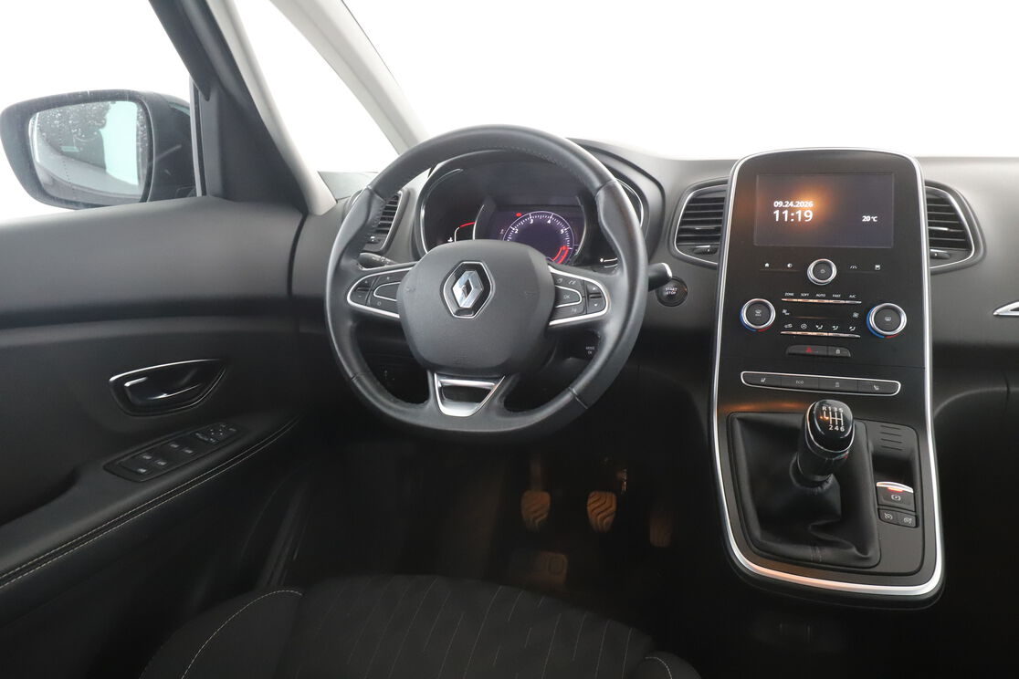 Renault Scenic 1.3 TCe Limited Deluxe — photo 12