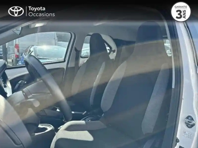 Toyota Aygo X 1.0 vvt-i 72ch dynamic s-cvt — photo 3