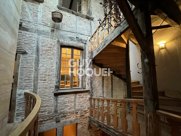 Bien immobilier de rendement Vente Cahors 8p 217m² 267500€