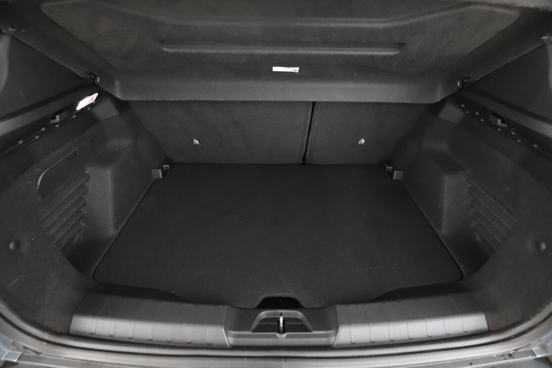 Jeep Avenger 1.2 Turbo T3 Altitude — photo 16
