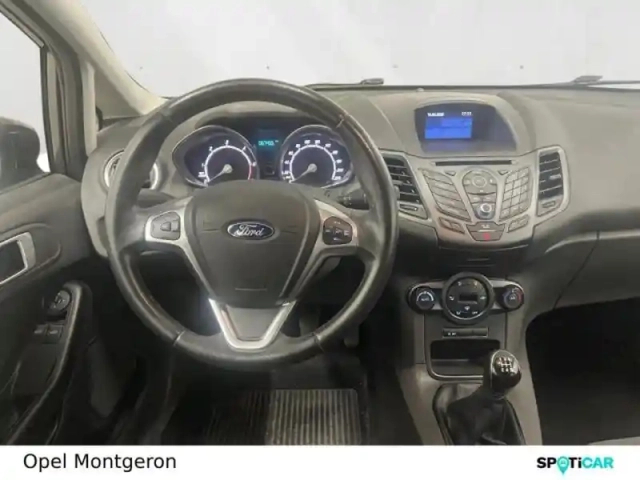 Ford Fiesta 1.5 tdci 75ch stop&amp;start edition 5p — photo 8