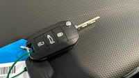 Opel Corsa 1.2 Turbo 100ch Edition BVA8 — photo 16