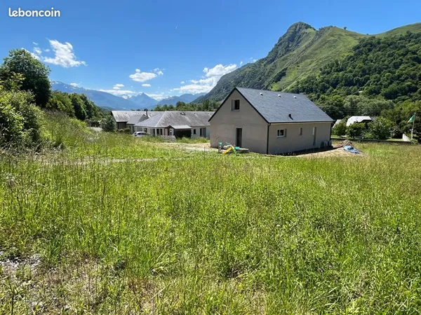 Terrain 1 078 m² Argeles Gazost