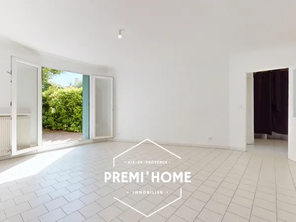 A VENDRE T3 EN DUPLEX AVEC JARDIN AIX OUEST