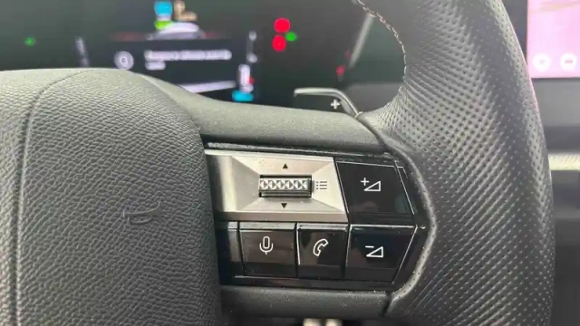 Ds Ds 4 hybride e-tense 225 eat8 — photo 81