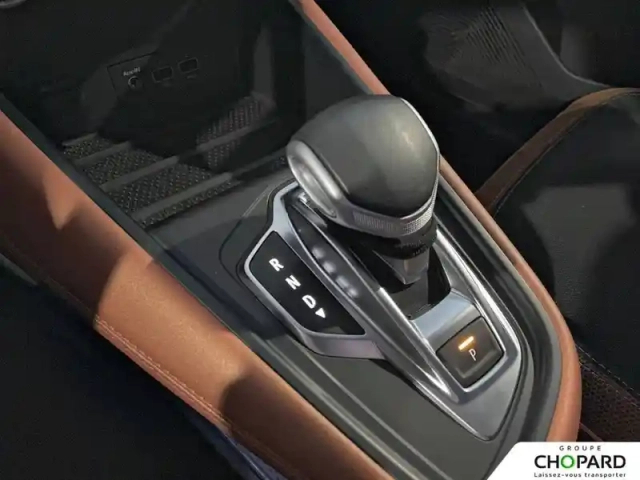 Renault Captur blue dci 115 edc — photo 23