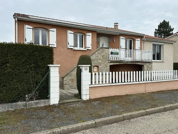 MAISON INDIVIDUELLE DE 121.40 M2