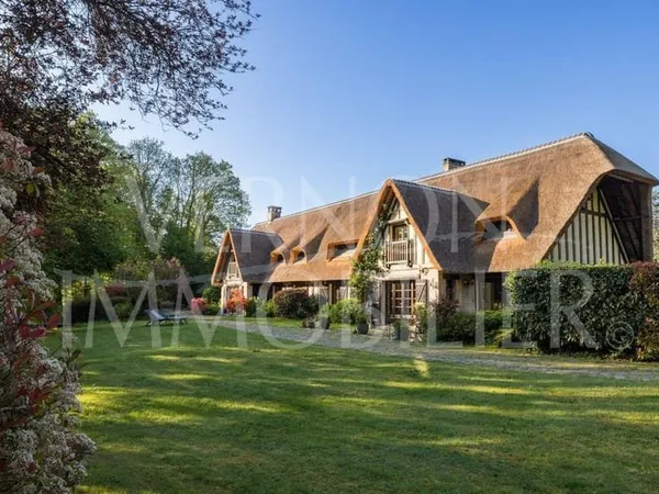 Maison 11 pièces 350 m²