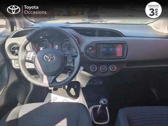 Toyota Yaris 70 vvt-i france connect 5p rc19 — photo 15