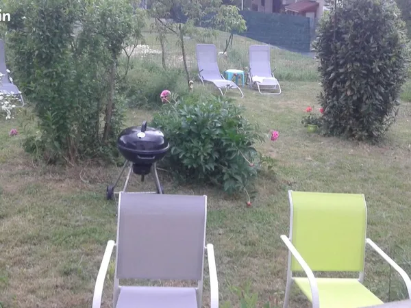 Duplex MEUBLé + Jardin privé