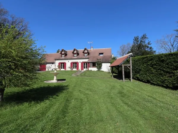 LONGERE - MONTHOU SUR BIEVRE