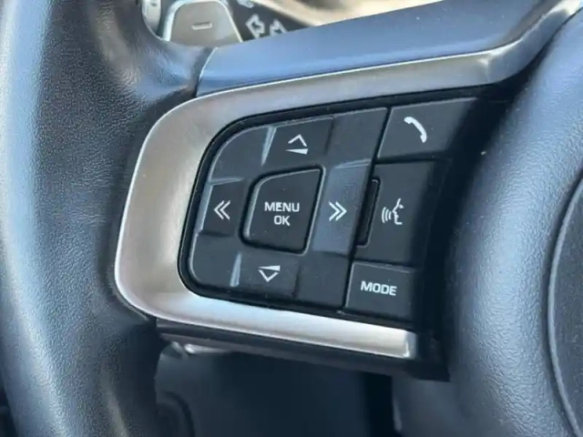 Jaguar F-Pace 2.0d 180ch pure bva8 — photo 14