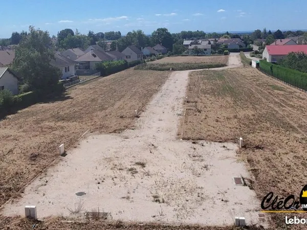 Terrain 596 m² Seurre