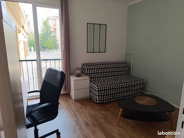 Studio meublé de 26 m² à louer - disponible à partir du 5 septembre