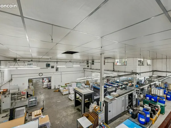 LOCAL D'ACTIVITE 1222 m² ROISSY-EN-BRIE