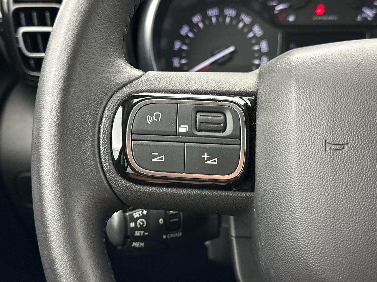 Citroën C3 Aircross puretech 130 s&s eat6 shine pack — photo 20