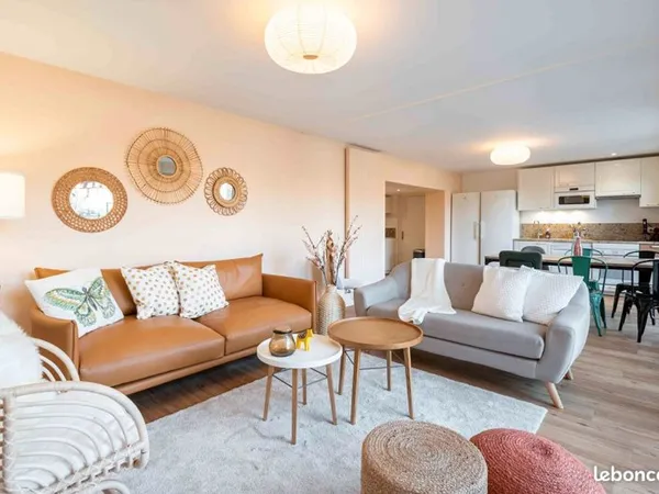 Maison 13 pièces 257 m²