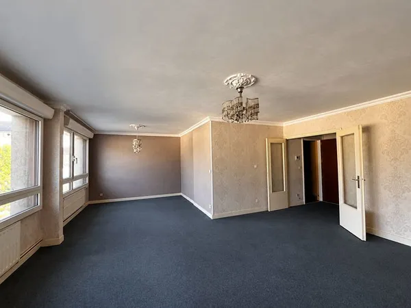 Appartement à rénover - Saint-Remi