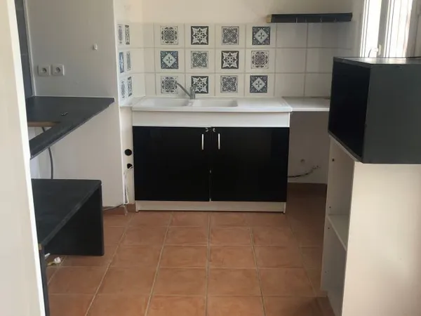 Appartement Location La Rouvière 3p 57m² 588€