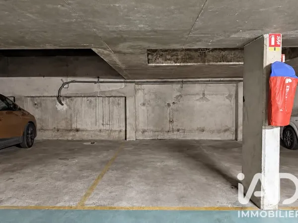 Parking 11 m²