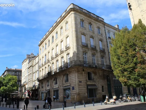 Achat appartement T3 Duplex au calme, Quartier Saint-Pierre (place du Palais)