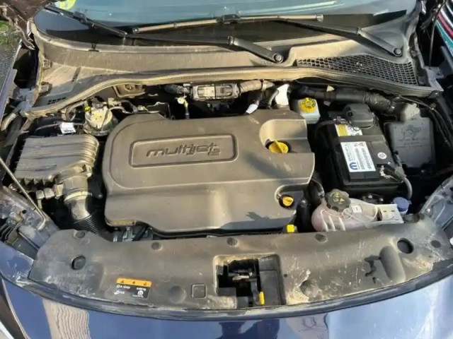 Fiat Tipo sw 1.6 multijet 120ch easy s/s dct — photo 8