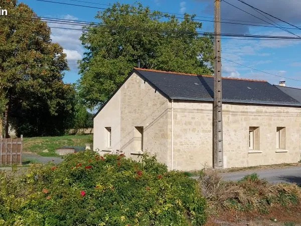 Maison sur axe Doué la fontaine / Saumur