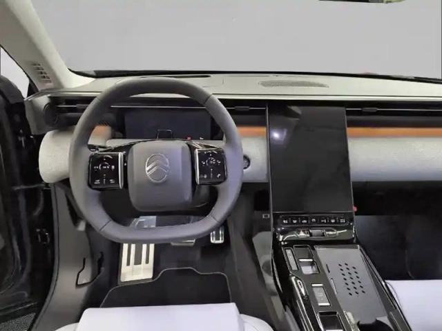 Citroën C5 Aircross hybride 145 e-dcs6 — photo 28